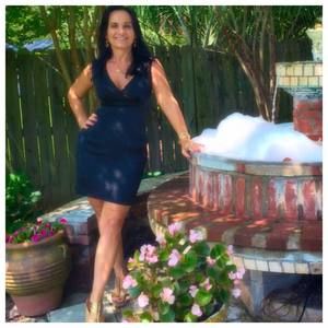 Meet your Posher, Agathoula